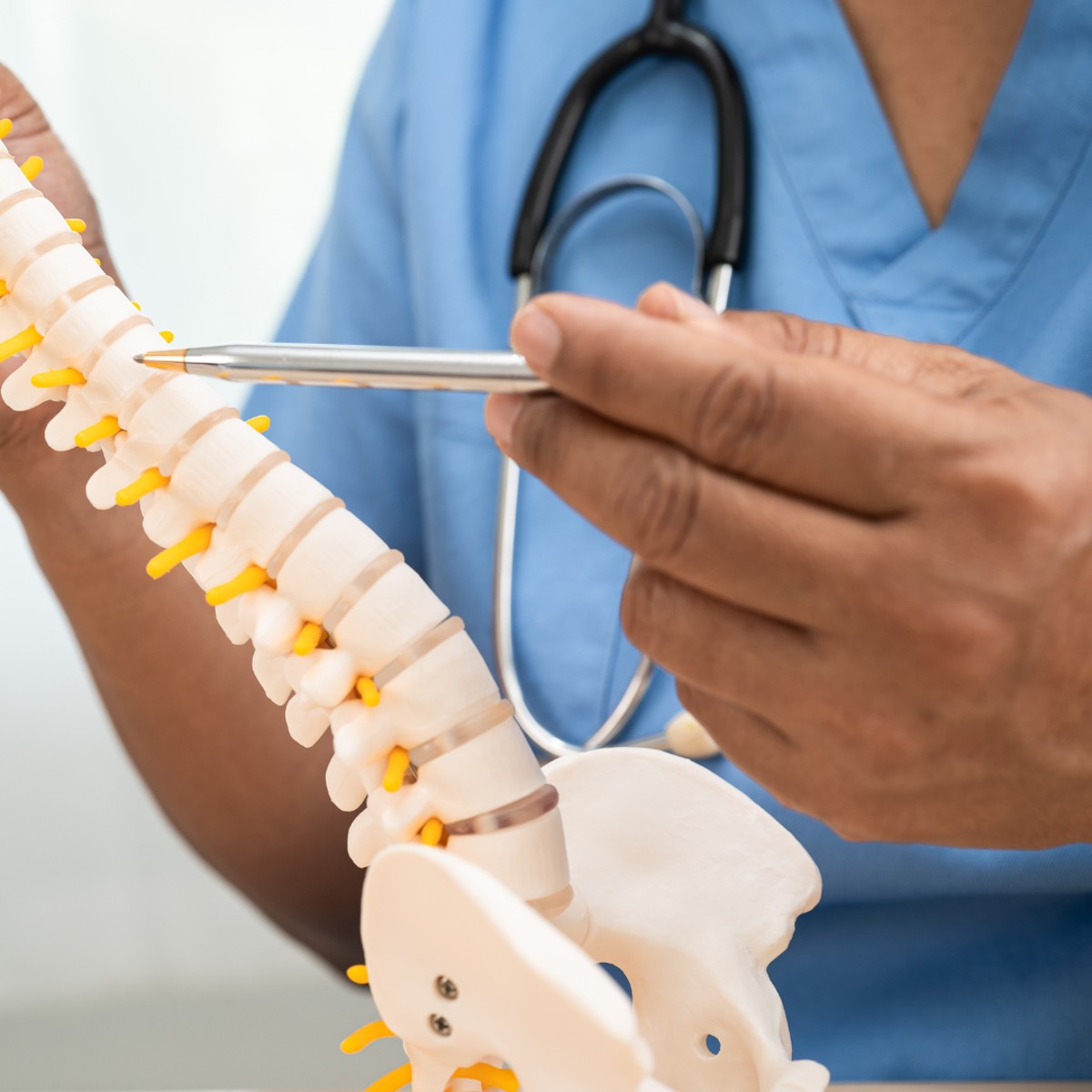 Spinal Fusion Surgery in Mexico vs USA - The Ultimate Cost & Quality Comparison